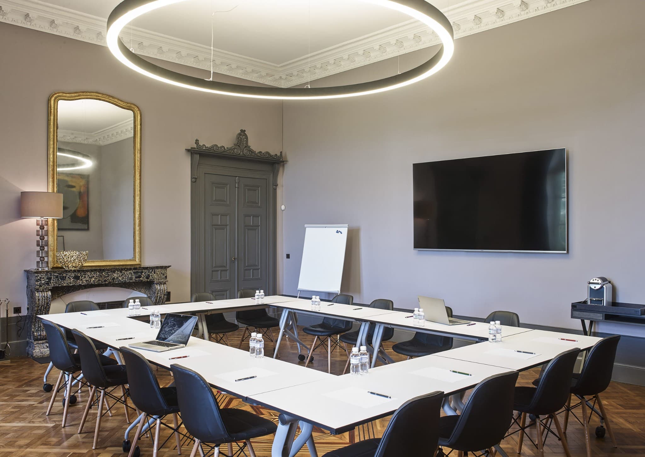 Salon de séminaire au Château de Roquefoulet